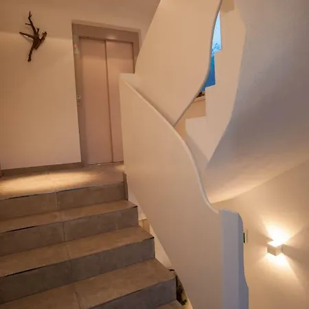 Apartment Chaleo